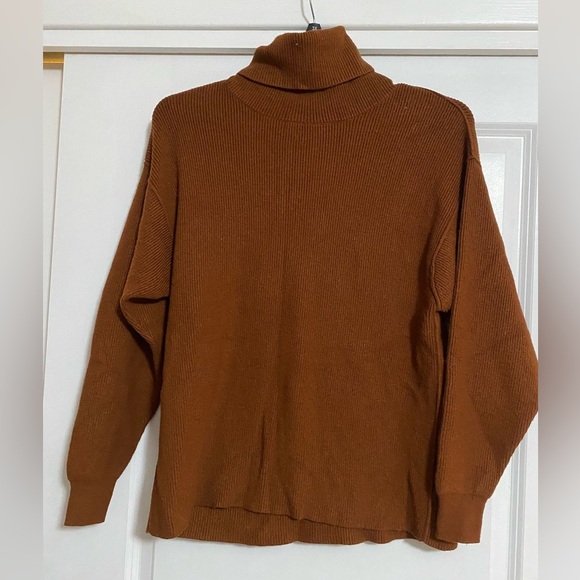 Free People Sweater - Picture 1 of 4